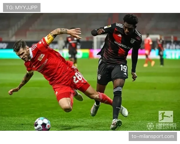 德甲赛场柏林联合中卫多基12场联赛攻入6球 进球效率冠绝后卫群