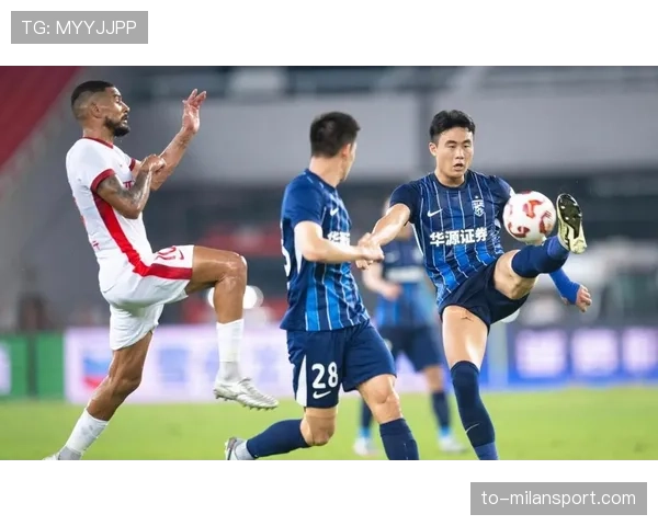 武汉三镇进攻端有亮点 八球进账但防守拖累成绩